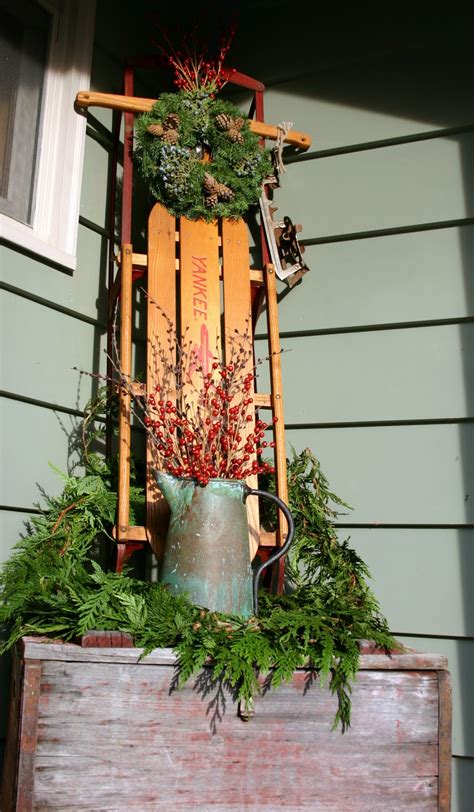 Moonbeams & Fireflies: Vintage Sled Rises to Occasion