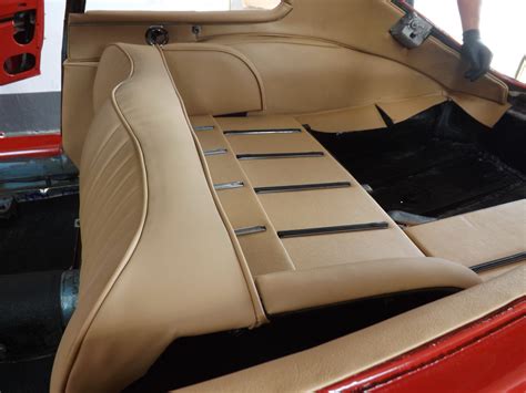 1966 Jaguar E Type - Refitting the interior - Bridge Classic Cars : Bridge Classic Cars