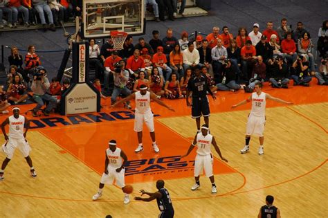 A Look at the Importance and Possible Rise of Zone Defenses in College Basketball | Barstool Sports