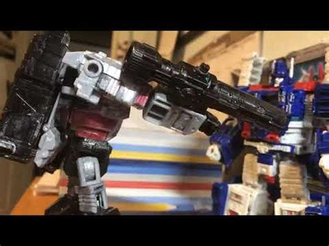 Ultra Magnus Vs Megatron test - YouTube