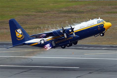 Serious Power: JATO on Blue Angels' C-130 "Fat Albert" : r/aviation