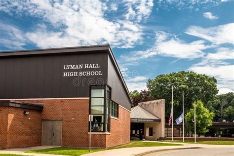 Lyman Hall High School in Connecticut Editorial Image - Image of ...