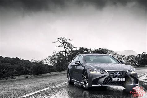 Lexus LS500h: Review, Test Drive - Throttle Blips