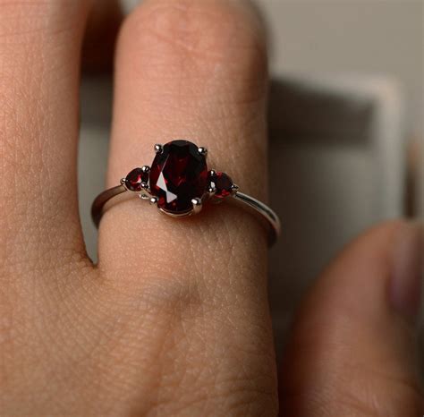 Red Garnet Stone Ring Oval Shape Size 97 with 2 Stone Round | Etsy