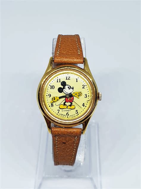 Disney Original Mickey Mouse Watch | Lorus Gift Watch | VintageRadar ...