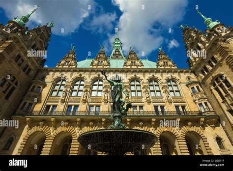 Ornate neo-renaissance architecture of the Hamburg Rathaus (City Hall), opened 1886, Hamburg ...