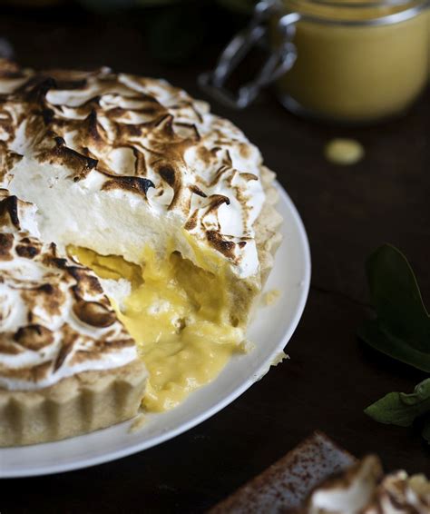 Lemon meringue pie food photography | Premium Photo - rawpixel