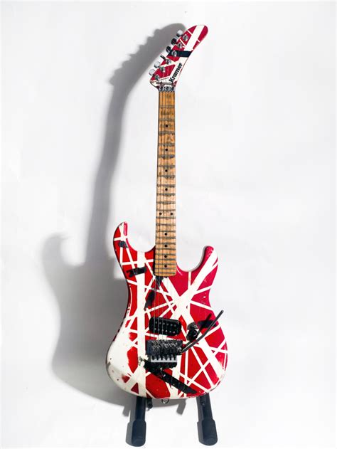 Eddie Van Halen Frankenstein Red White Mini Guitar Replica Collectible | ubicaciondepersonas ...