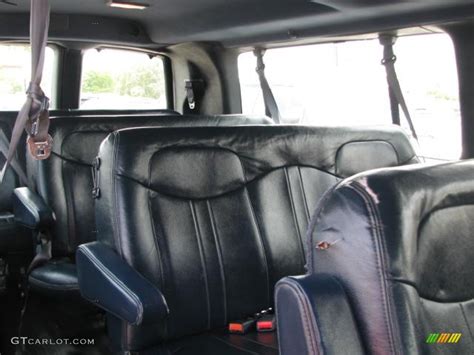 2000 Chevrolet Express G3500 15 Passenger Van interior Photos | GTCarLot.com