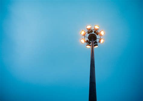 Best High Mast Lighting Systems and LED Luminaires