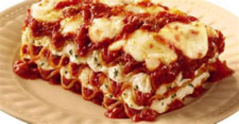 Pizza Hut adds lasagna to Tuscani line | Nation's Restaurant News