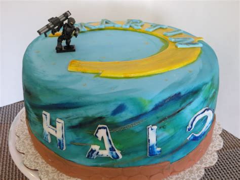 Halo Cake - CakeCentral.com