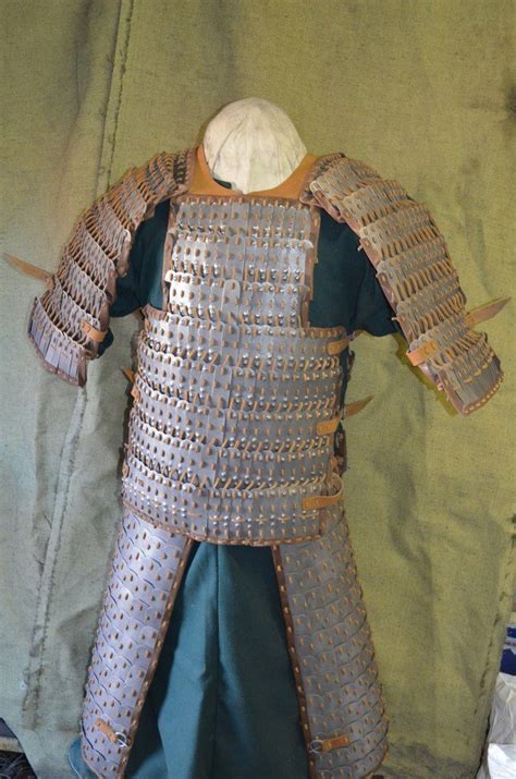 Фотографии Ламеллярная мастерская | 19 альбомов | Lamellar armor, Medieval armor, Armor