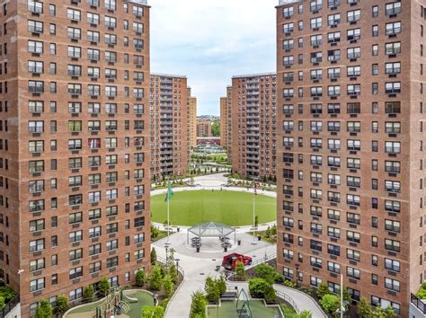 Projects - LeFrak City Master Plan and Phased Improvements - MNLA