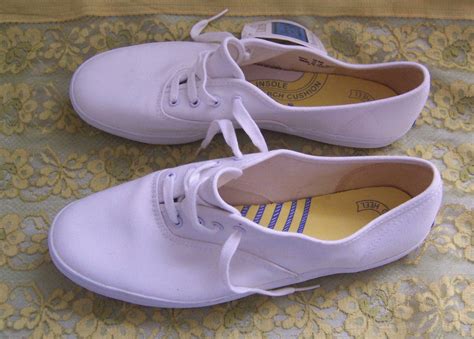 Time Travel Romance, Keds, Sneakers, 1970s, Wrong, How To Wear, Shoes, Dark, Fashion