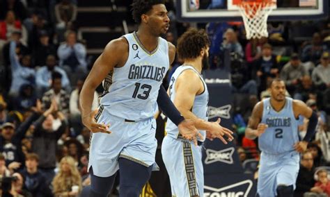 Memphis Grizzlies vs. Dallas Mavericks odds, tips and betting trends