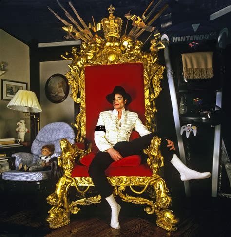 Michael Jackson on Throne (King of Pop) - Holden Luntz Gallery