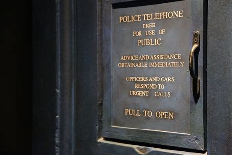 Police Box sign Doctor Who Front Door of the TARDIS | Flickr