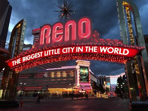 20 Reasons to Visit Nevada Other Than Las Vegas - Holiday | Visit nevada, Nevada, Las vegas trip