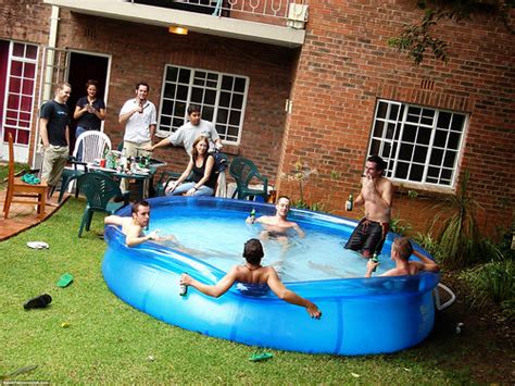 Pool party | Babak Fakhamzadeh | Flickr