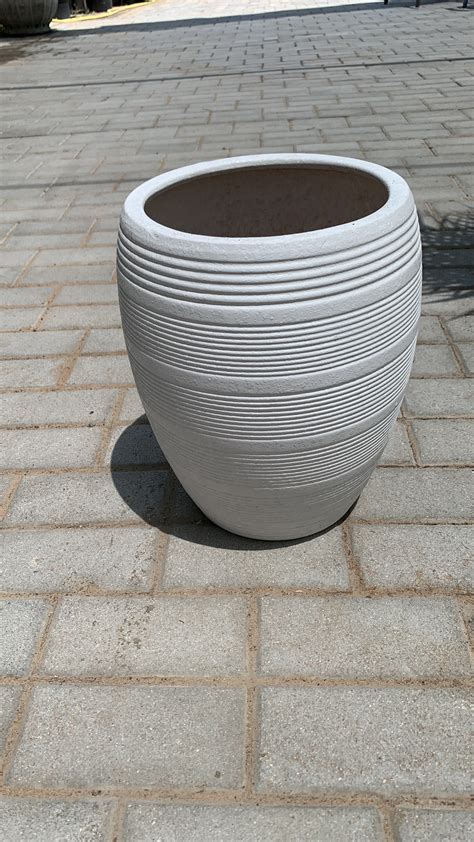 White Ceramic pot | PlantmartUAE.com