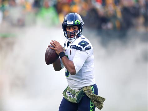 Russell Wilson news: Denver Broncos agree blockbuster trade for Seattle ...