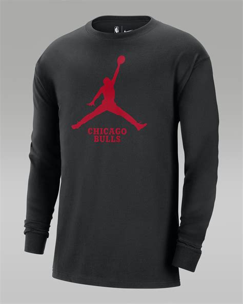 Chicago Bulls Essential Men's Jordan NBA Long-Sleeve T-Shirt. Nike RO