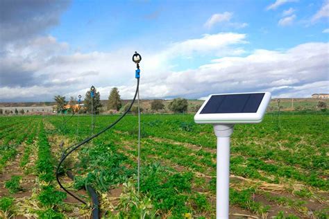 IoT in Agriculture: 5 Technology Use Cases for Smart Farming (and 4 Challenges to Consider ...