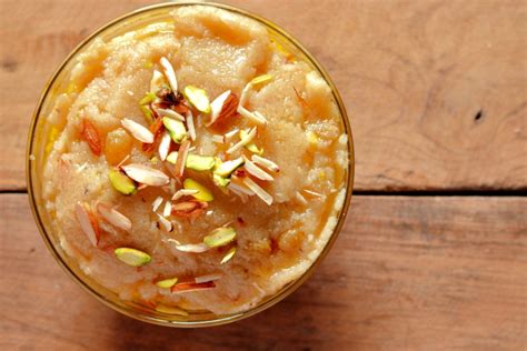 Suji Ka Halwa Recipe - Aarti Madan