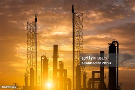 3,487 American Petroleum Institute Stock Photos, High-Res Pictures, and Images - Getty Images