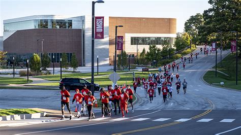 UMSL Alumni Association draws 200 participants in first 5k Run & Walk