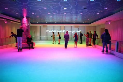 4 Magical Ice Skating Rinks In Miami For A Perfect Winter Outing ...