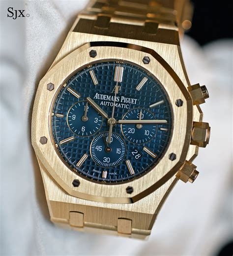 Hands-On with the Audemars Piguet Royal Oak Chronograph 41 mm Yellow ...