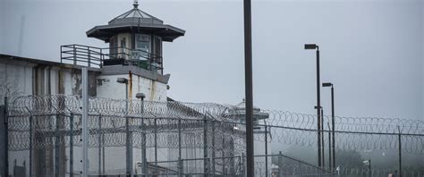 Timeline of Manhunt for Escaped New York Prisoners Richard Matt and ...