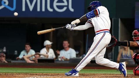 García's walk-off homer gives Rangers 3-2 win over Nationals - CBS Texas