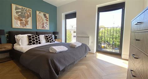 Staines Riverside by Charles Hope - Serviced Apartments