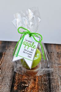 Caramel Apple Kit with Printable Tags | Thirty Handmade Days | Bloglovin’