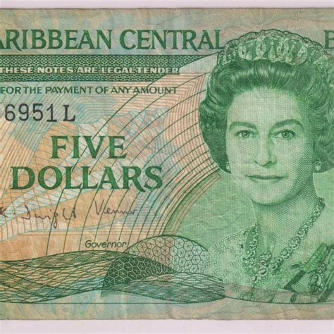 St. LUCIA , East Caribbean 5 dollars used currency note - KB Coins & Currencies