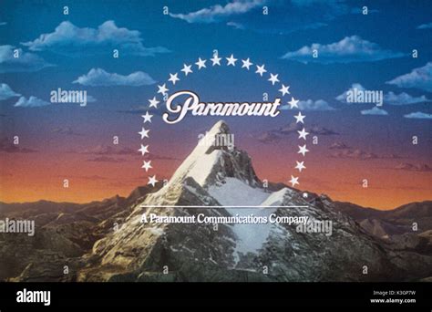 Paramount Pictures Film Company Logo Stock Photo - Alamy 25E