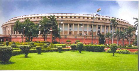 India's parliament building | Plugon