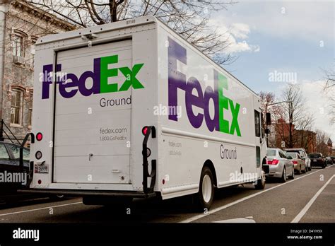 FedEx ground delivery truck Stock Photo - Alamy