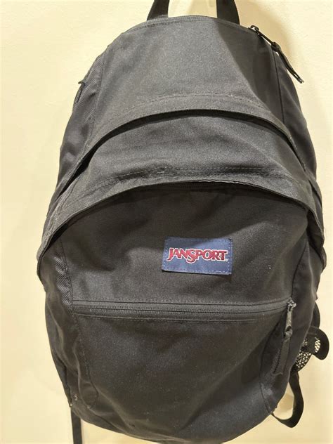 Jansport Backpack Black, Women's Fashion, Bags & Wallets, Backpacks on Carousell