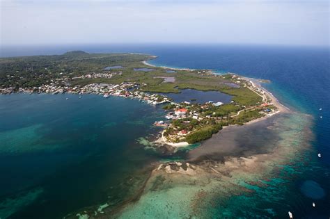 UTILA, Isla de Bahia: The Authentic Island Experience Still Exists | Utila, Honduras travel, Roatan