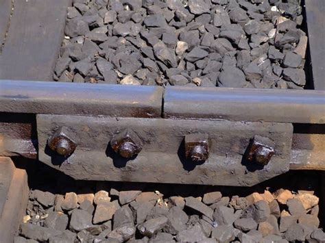 What are railway sleepers, how is train track laid, and what goes into making train tracks ...