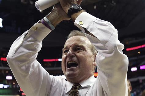 Mississippi State Extends Women’s Basketball Head Coach Vic Schaefer’s ...