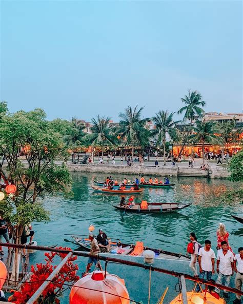 A busy evening in Hoi An 🏮⁣ ⁣ Who else has been to the lantern festival here? It is just one ...