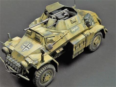 German Armored Car SdKfz 222 -- Plastic Model Military Vehicle Kit -- 1 ...