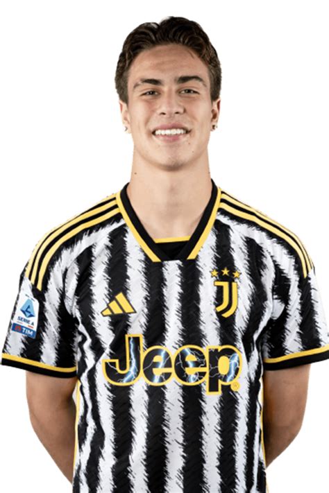 Kenan Yildiz | Forward Juventus Men's First Team