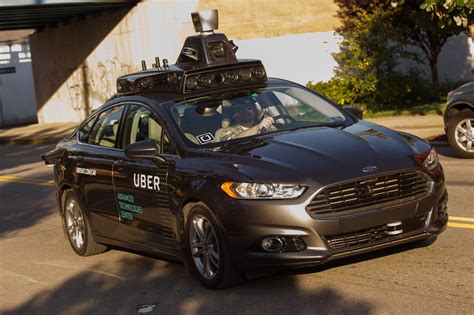 Self-driving Uber car makes very embarrassing wrong turn