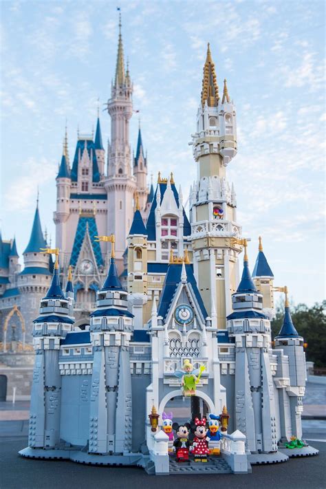 LEGO shows off new Disney Castle set with 4080 pieces | StuffedParty.com | The community for ...